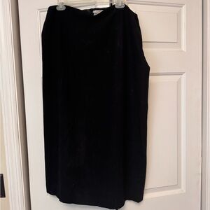 Elegant Black Skirt